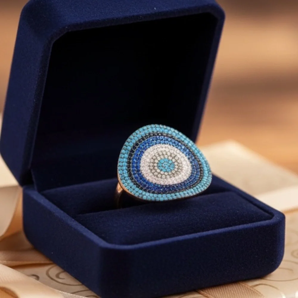 Womens‎ Sterling Silver .925 Zirconia Studded Cocktail Ring